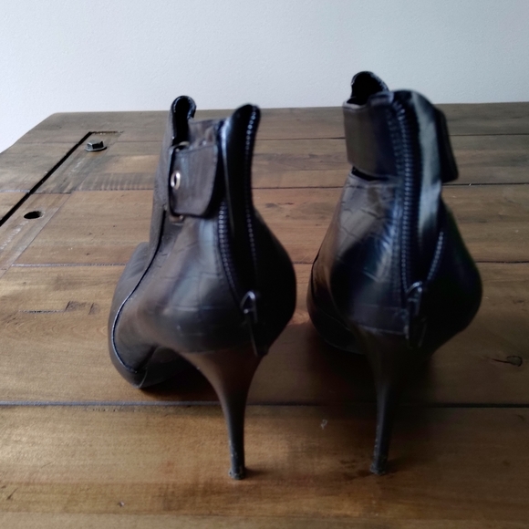 Aldo Genuine Leather Heels - Picture 3 of 5
